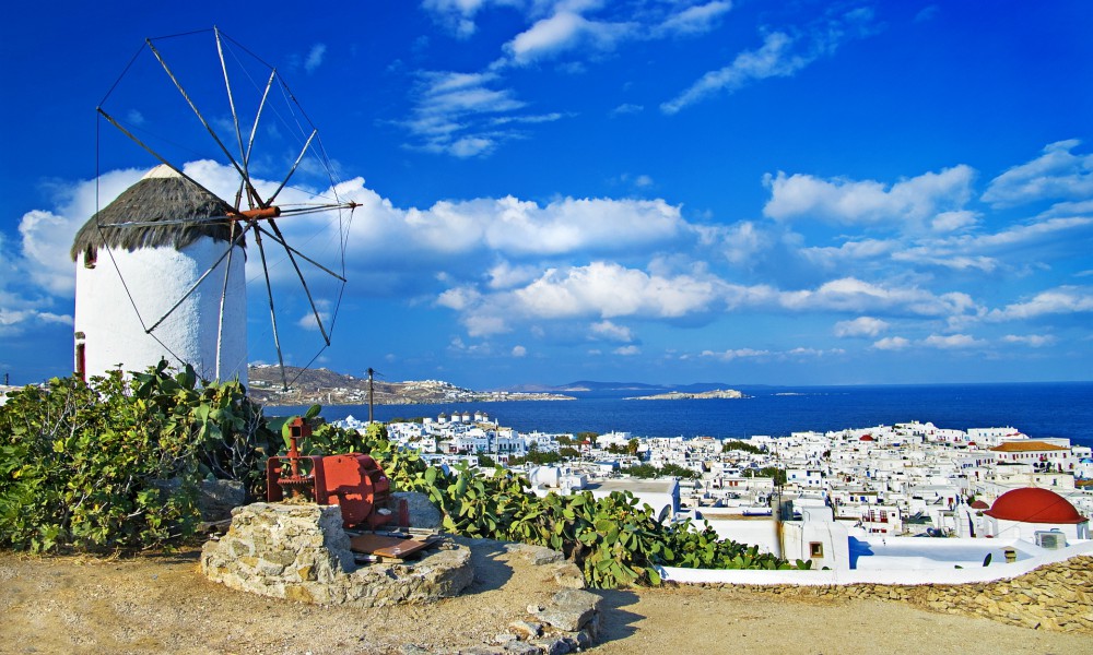 MIKONOS